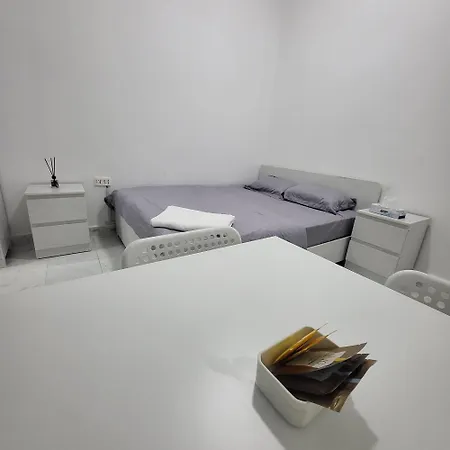 Staycation Full Studio Apartment 12306 أبو ظبي المظهر الخارجي الصورة