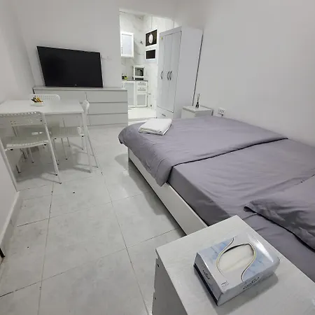 Staycation Full Studio Apartment 12306 أبو ظبي المظهر الخارجي الصورة