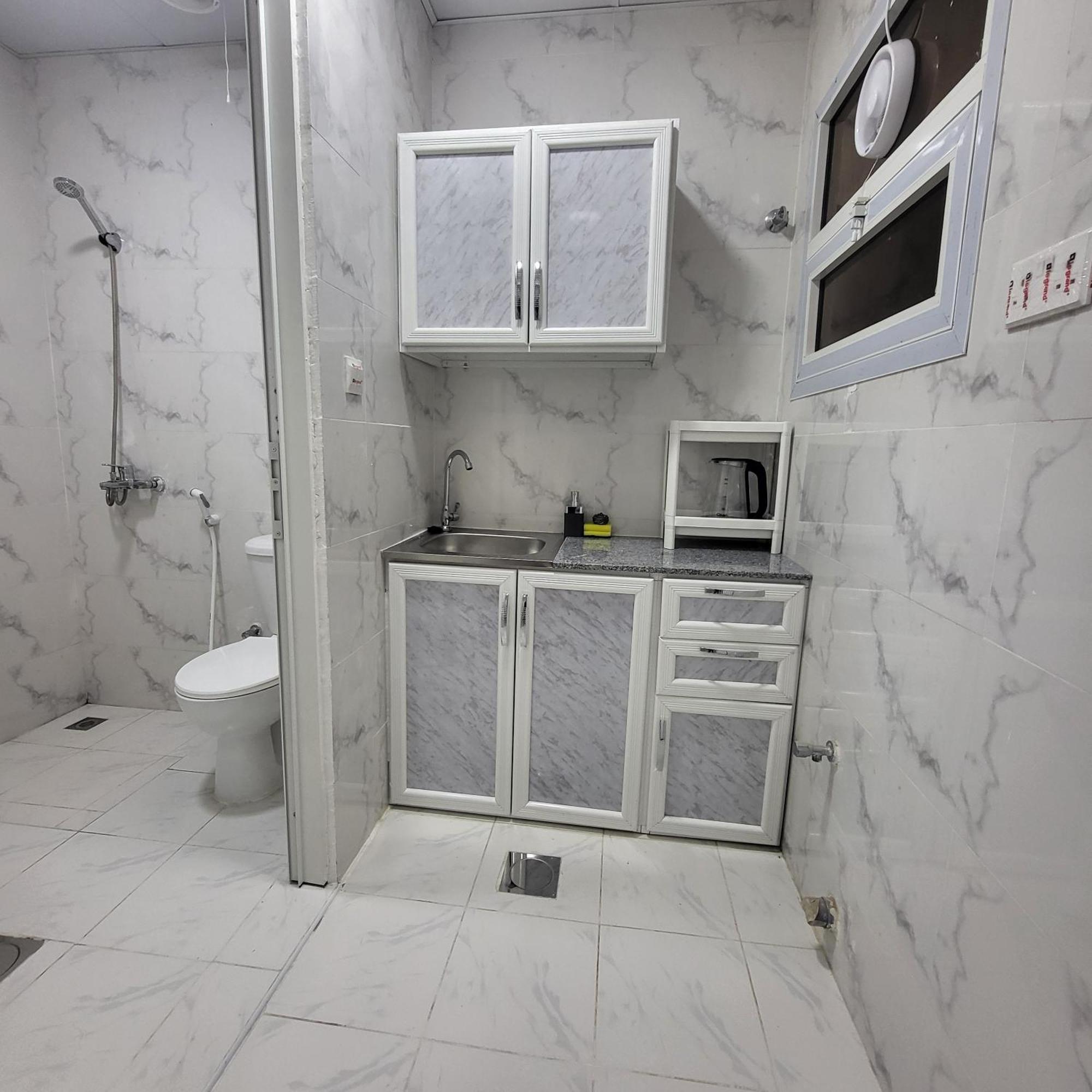 Staycation Full 12306 * أبو ظبي