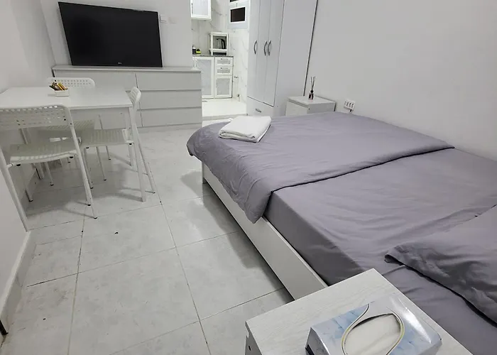Staycation Full Studio Apartment 12306